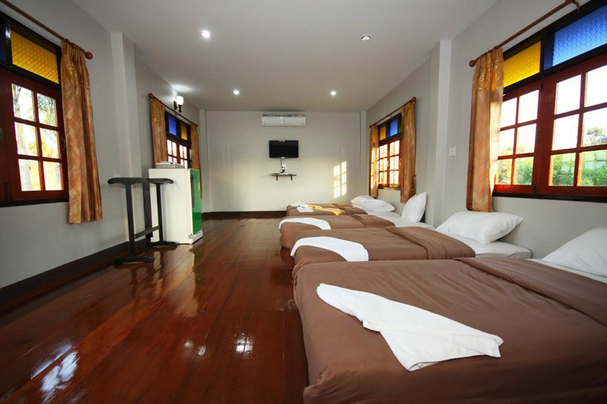 Resort Railumpoo Nakhon Sawan Exterior photo